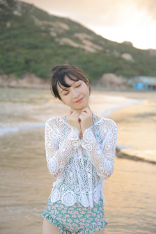 学生和妈妈的朋友详情介绍